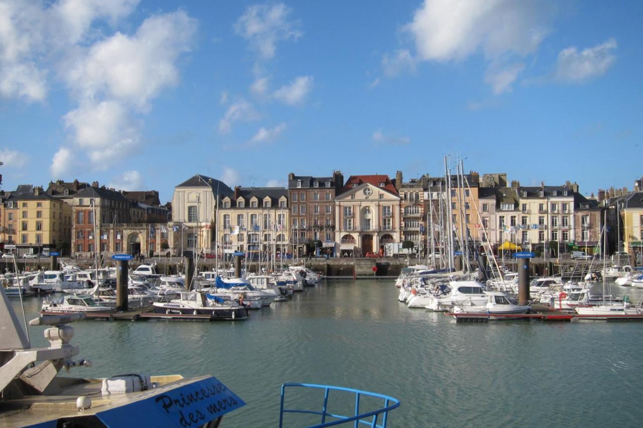 Ibis Budget Dieppe Centre Port Exterior foto